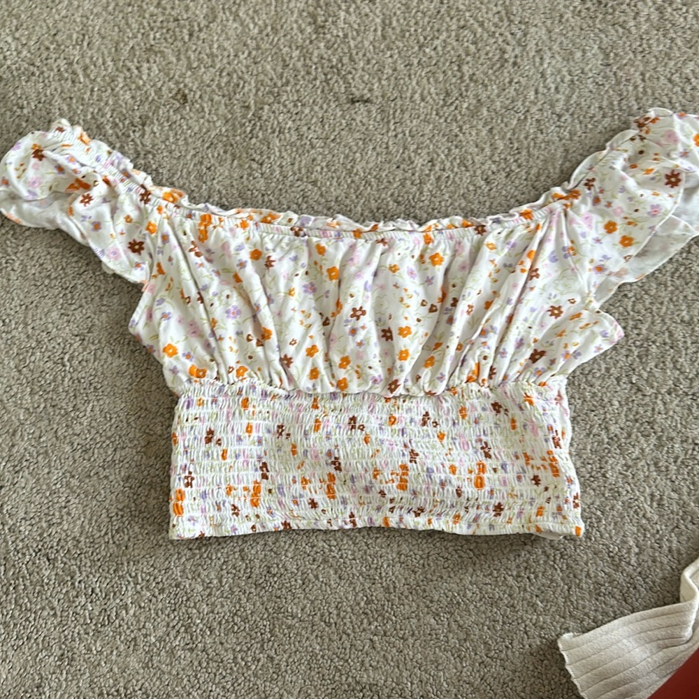 Pacsun ( L.A. Hearts) top, size small, floral print